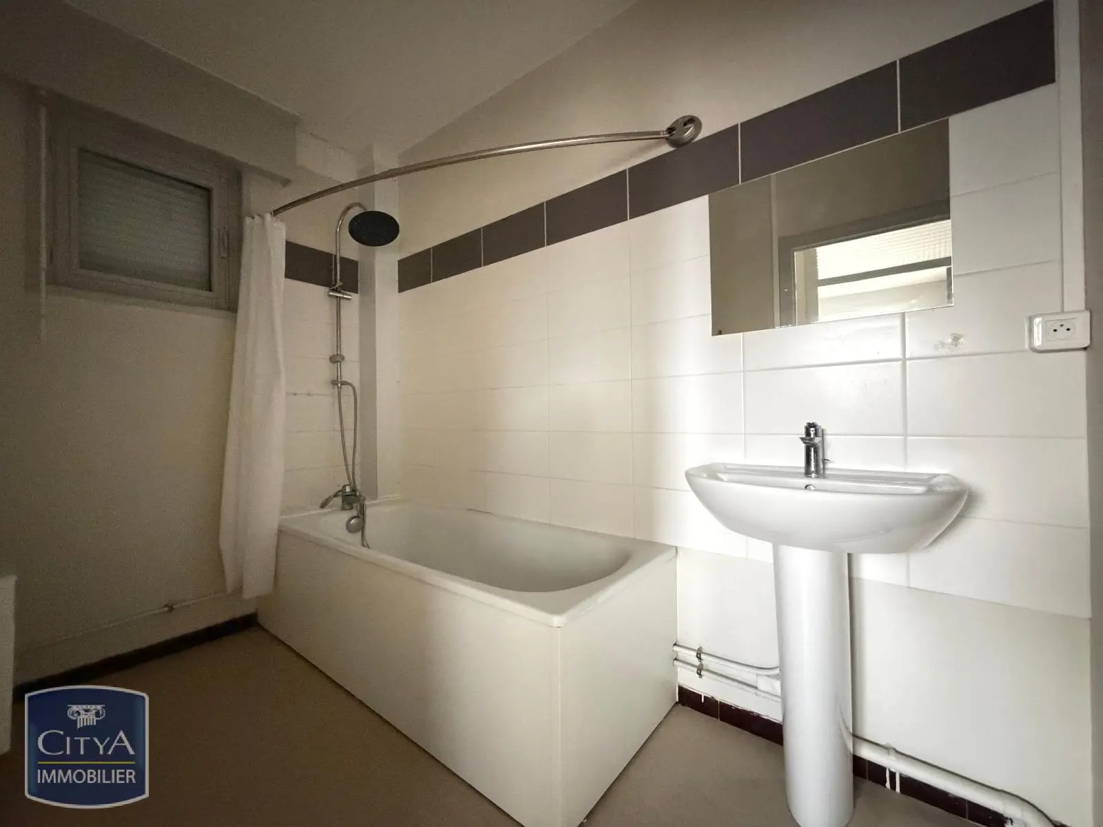 Photo 10 Appartement 4 pièces 87.67m²