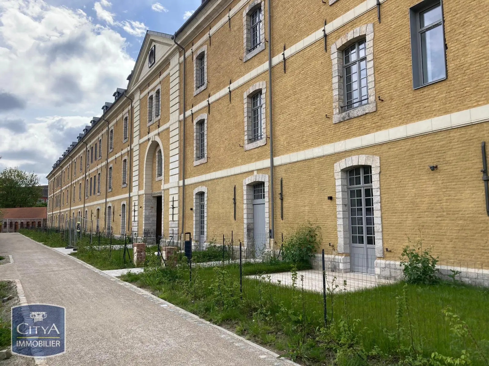Photo 1 Appartement 1 pièce 35.96m²