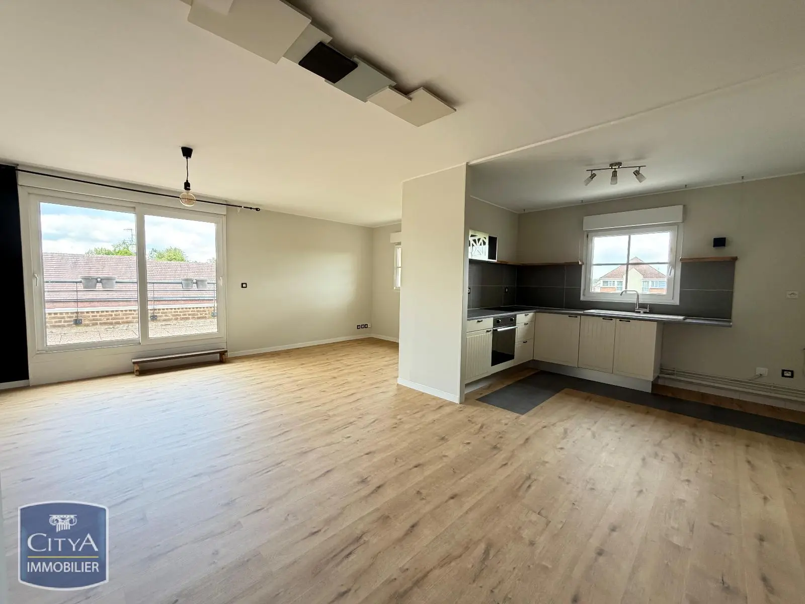 Photo 1 Appartement 3 pièces 80m²