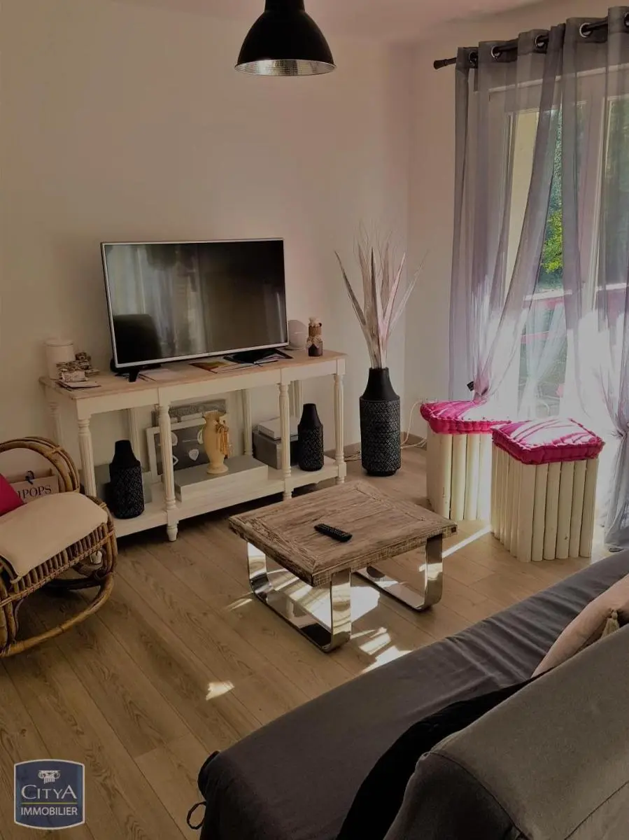 Photo 2 Appartement 2 pièces 55.58m²