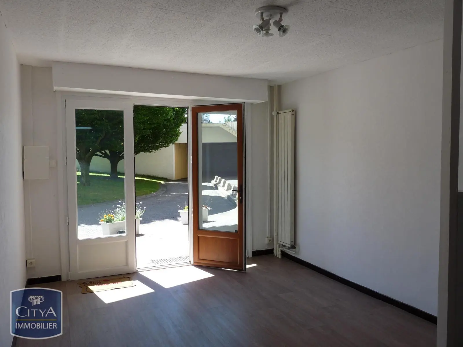 Photo 1 Appartement 1 pièce 30.81m²