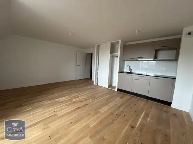 Photo 2 Appartement 1 pièce 35.69m²