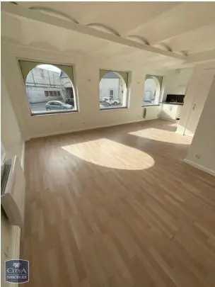 Photo 1 Appartement 1 pièce 32.55m²