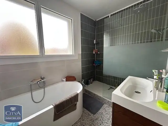 Photo 4 Maison 5 pièces 117.5m²