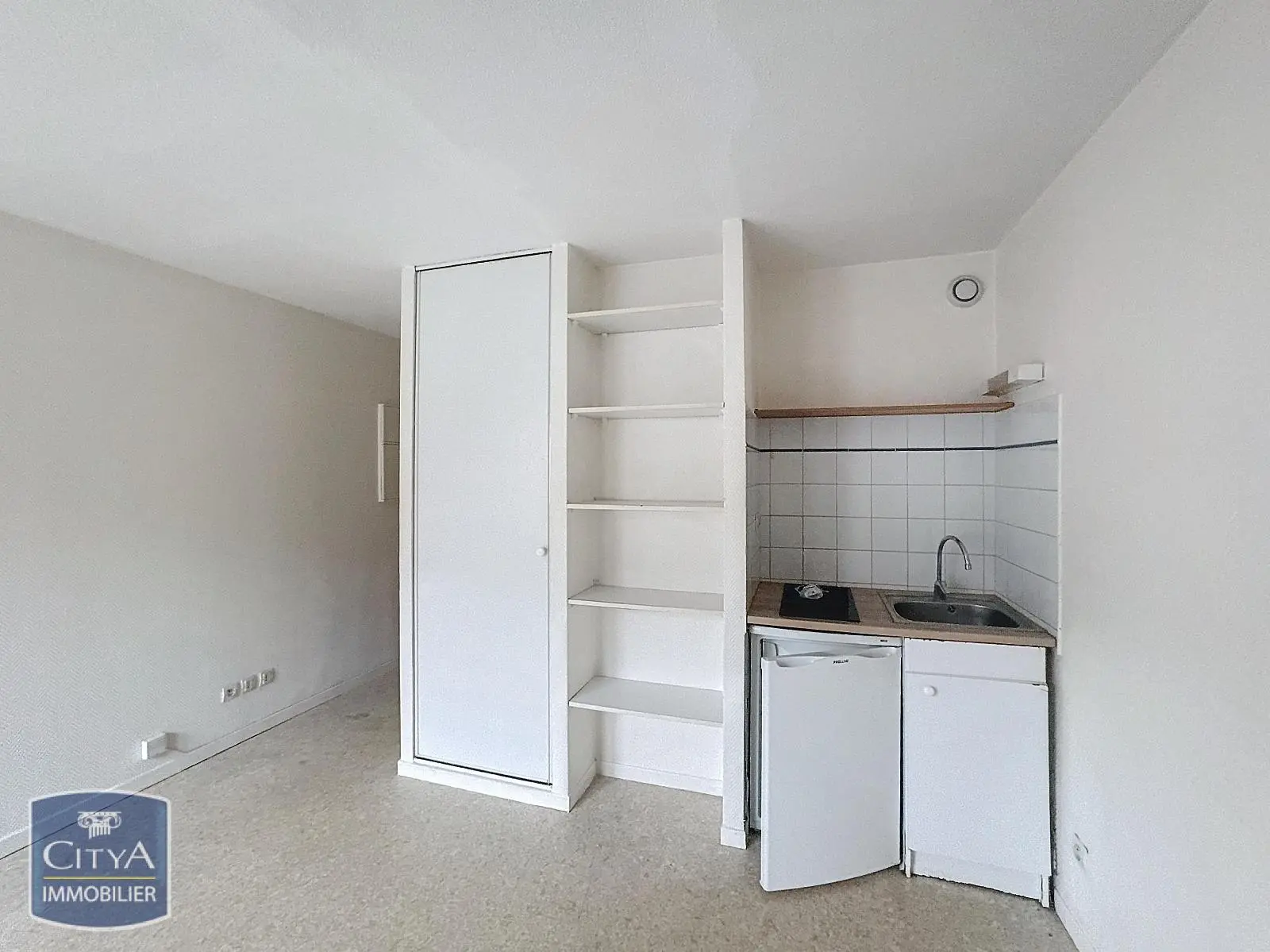 Photo 4 Appartement 1 pièce 17.78m²