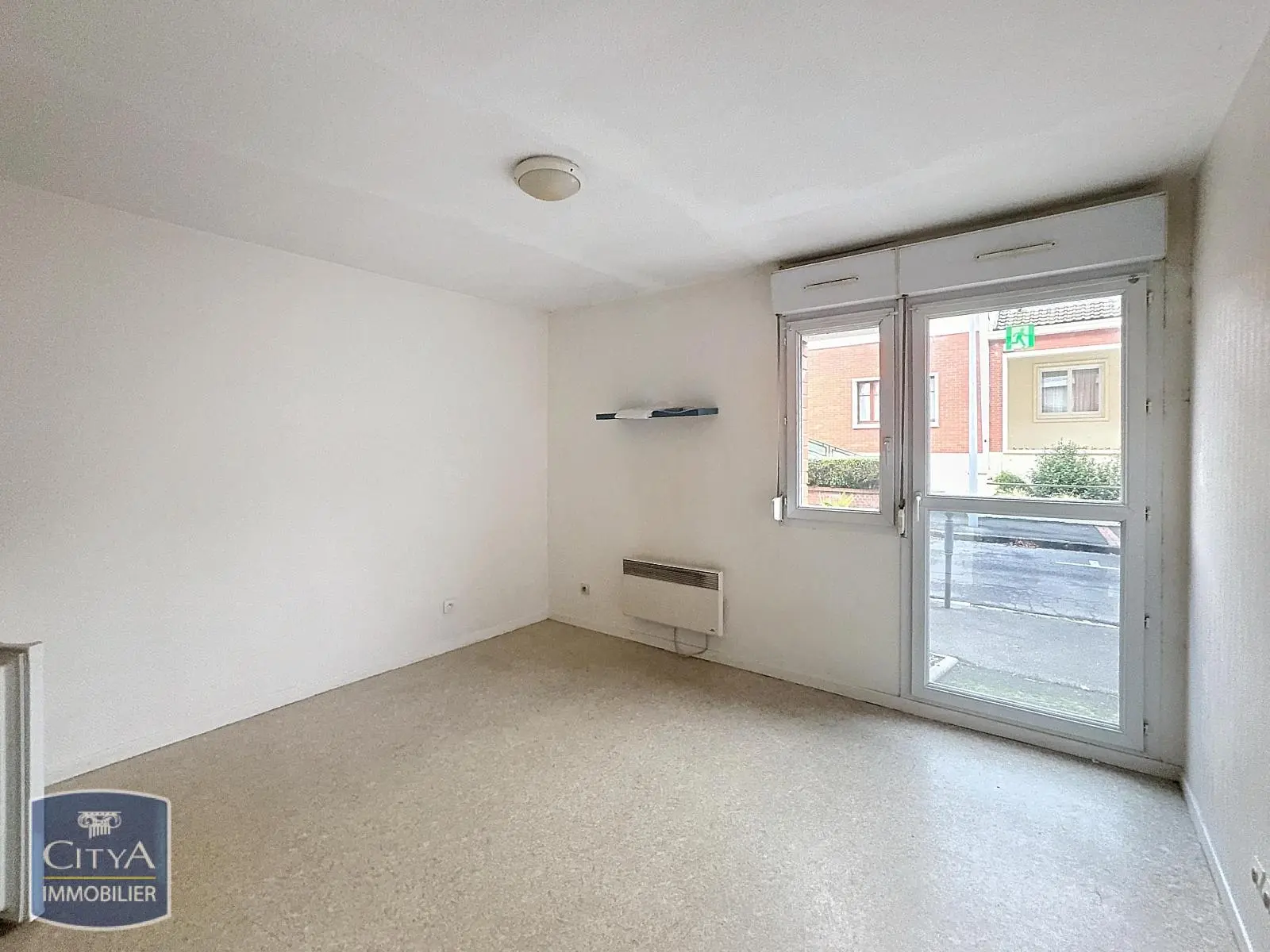 Photo 1 Appartement 1 pièce 17.78m²