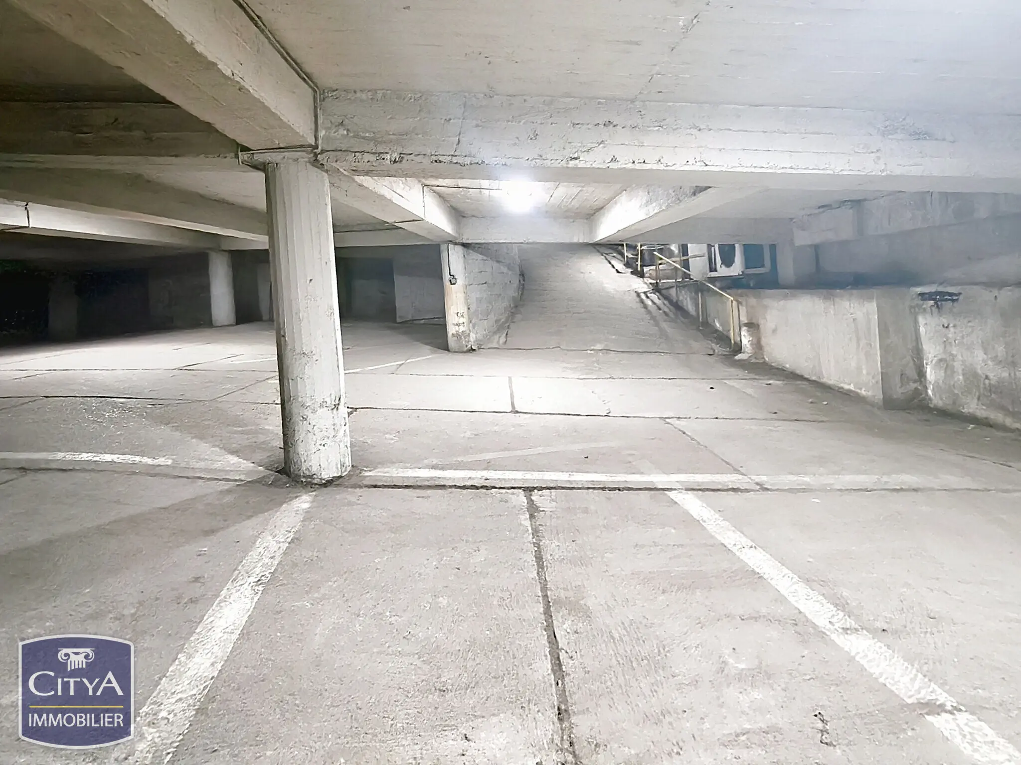 Photo 2 Parking 9.08m²