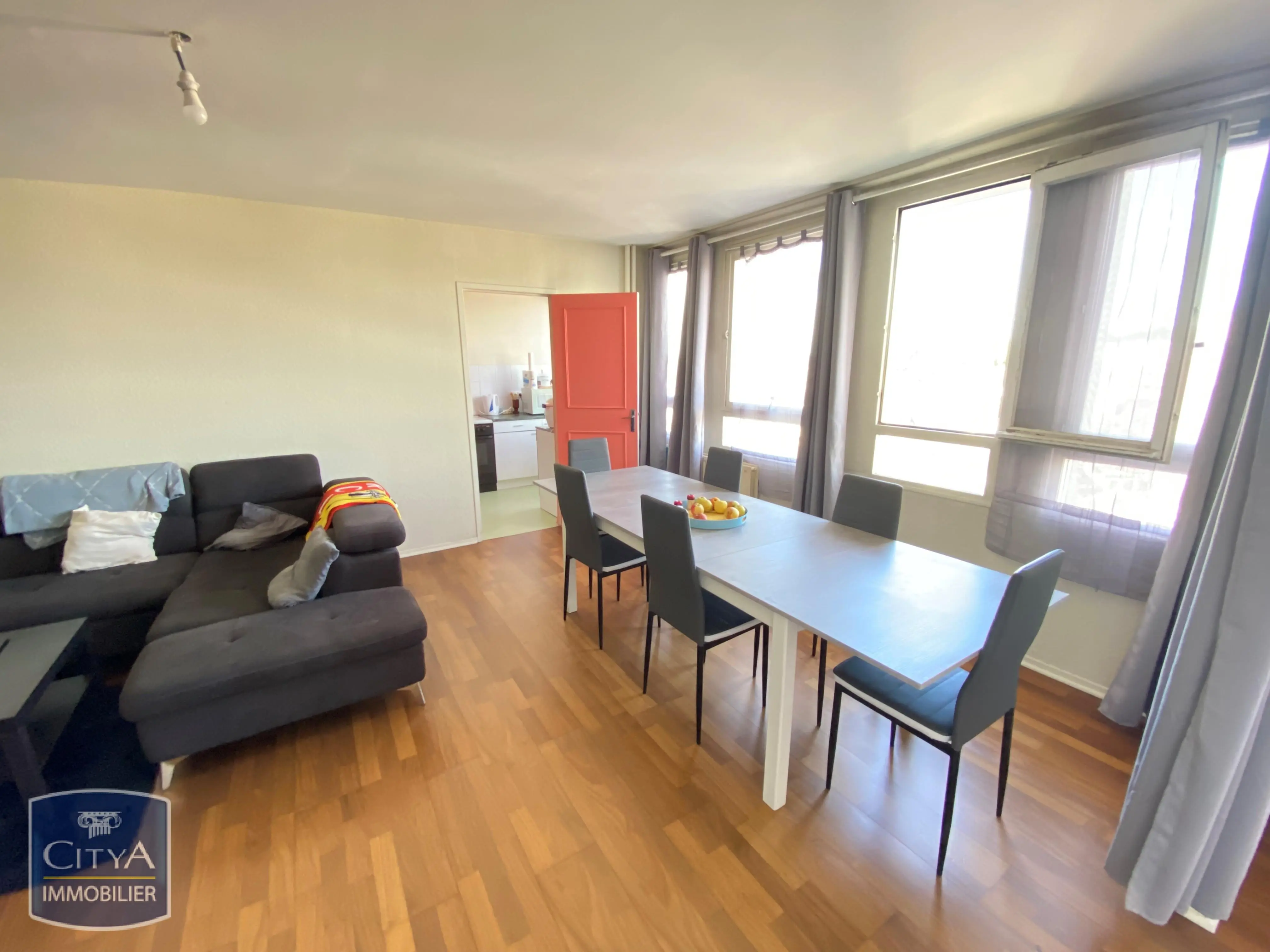 Photo 3 Appartement 3 pièces 79.68m²