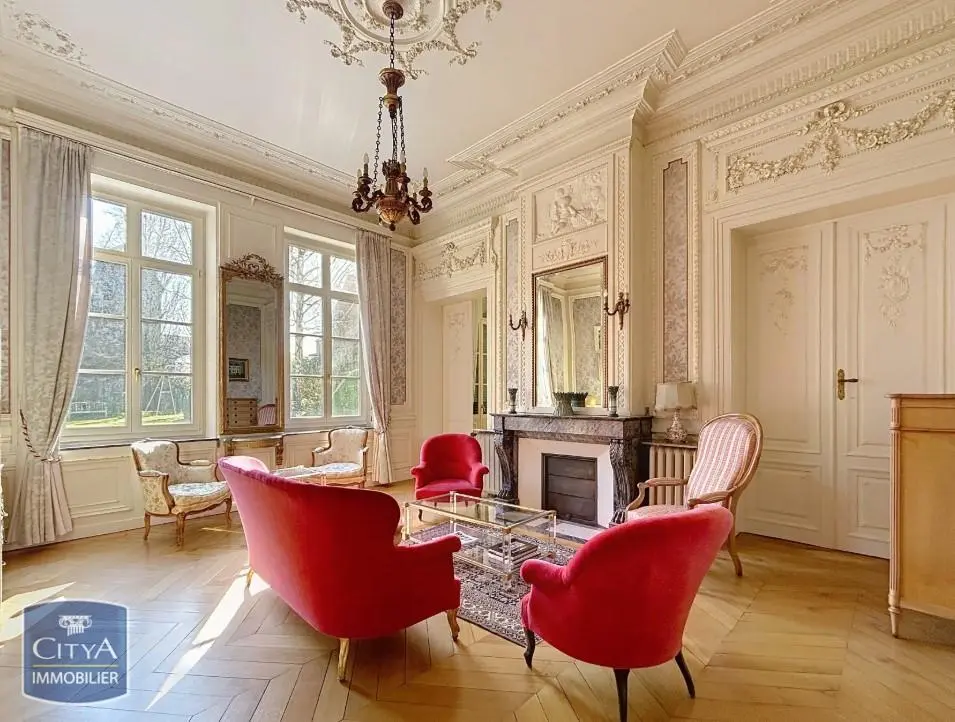 Photo 2 Maison 10 pièces 390.81m²