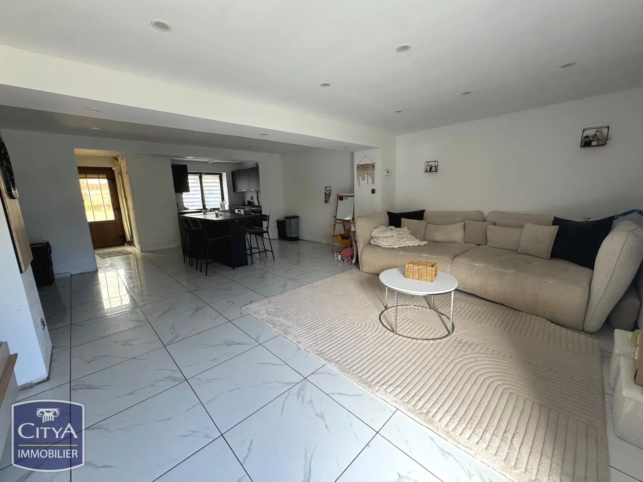 Photo 1 Maison 4 pièces 76m²