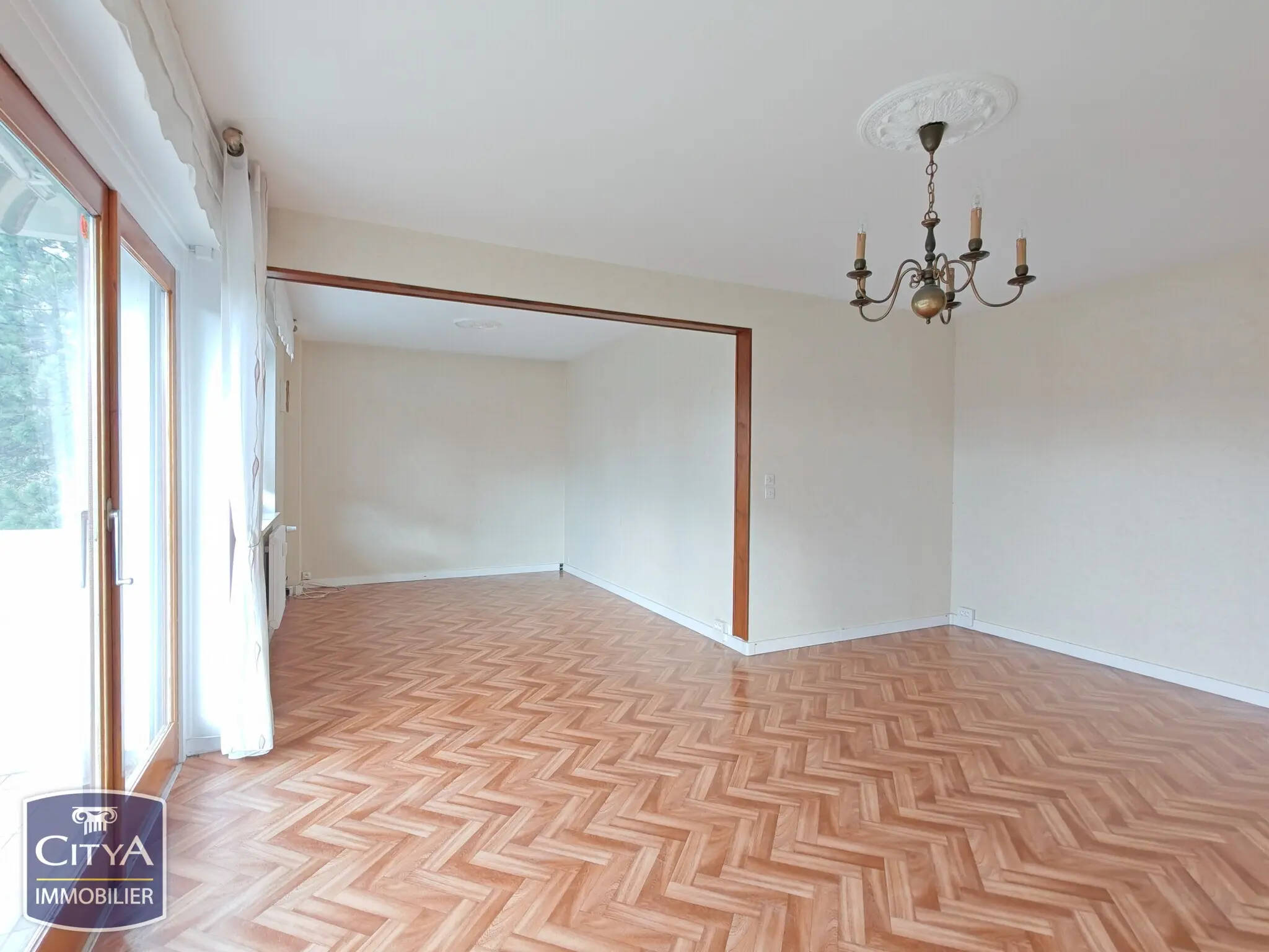 Photo 2 Appartement 4 pièces 85.96m²