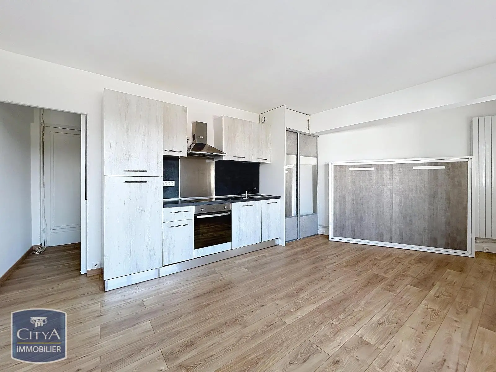 Photo 3 Appartement 1 pièce 28.57m²