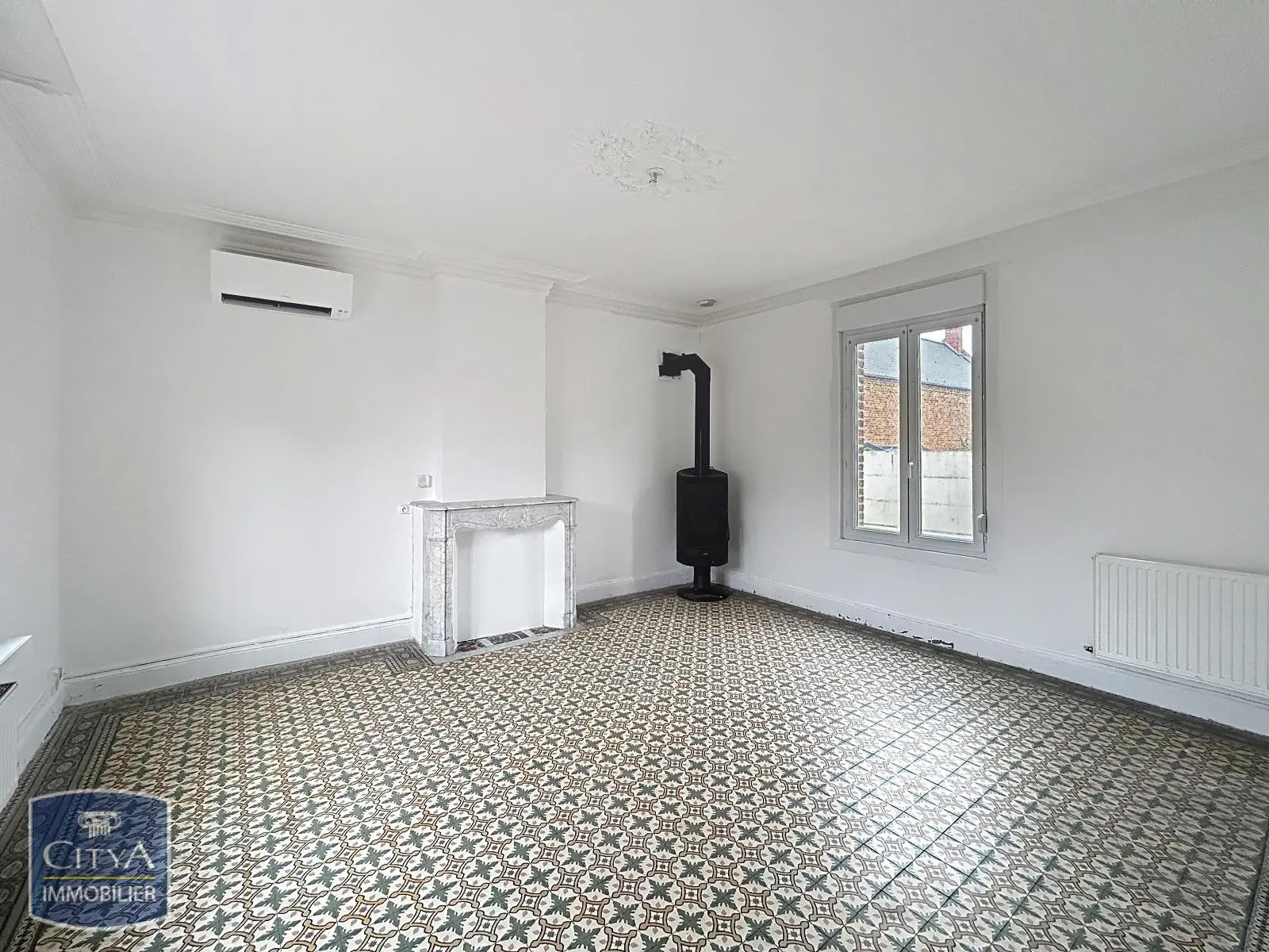 Photo 2 Maison 6 pièces 158m²