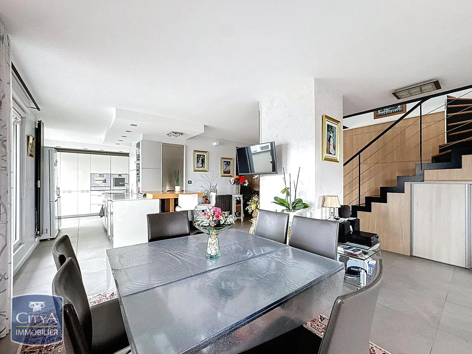 Photo 3 Appartement 4 pièces 168.51m²