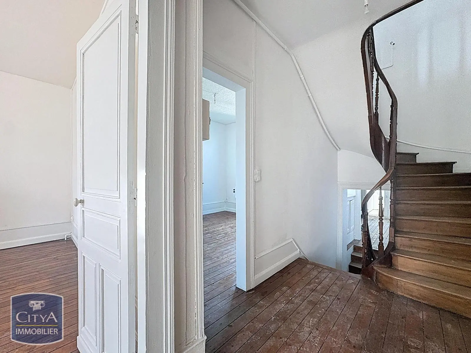 Photo 3 Maison 6 pièces 180.56m²