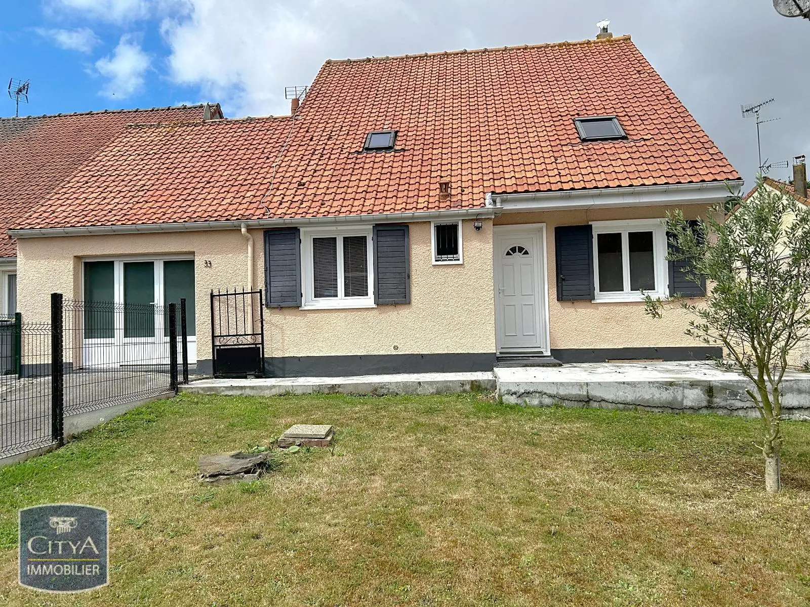 Photo 1 Maison 4 pièces 105m²