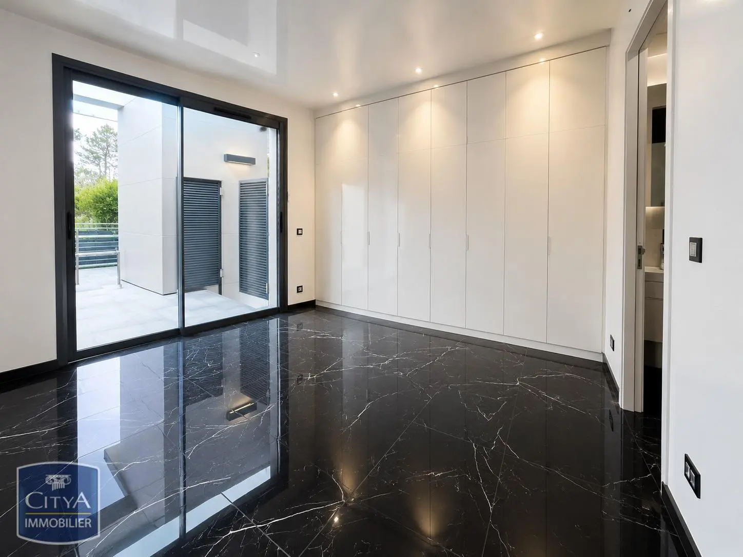 Photo 9 Maison 6 pièces 203m²