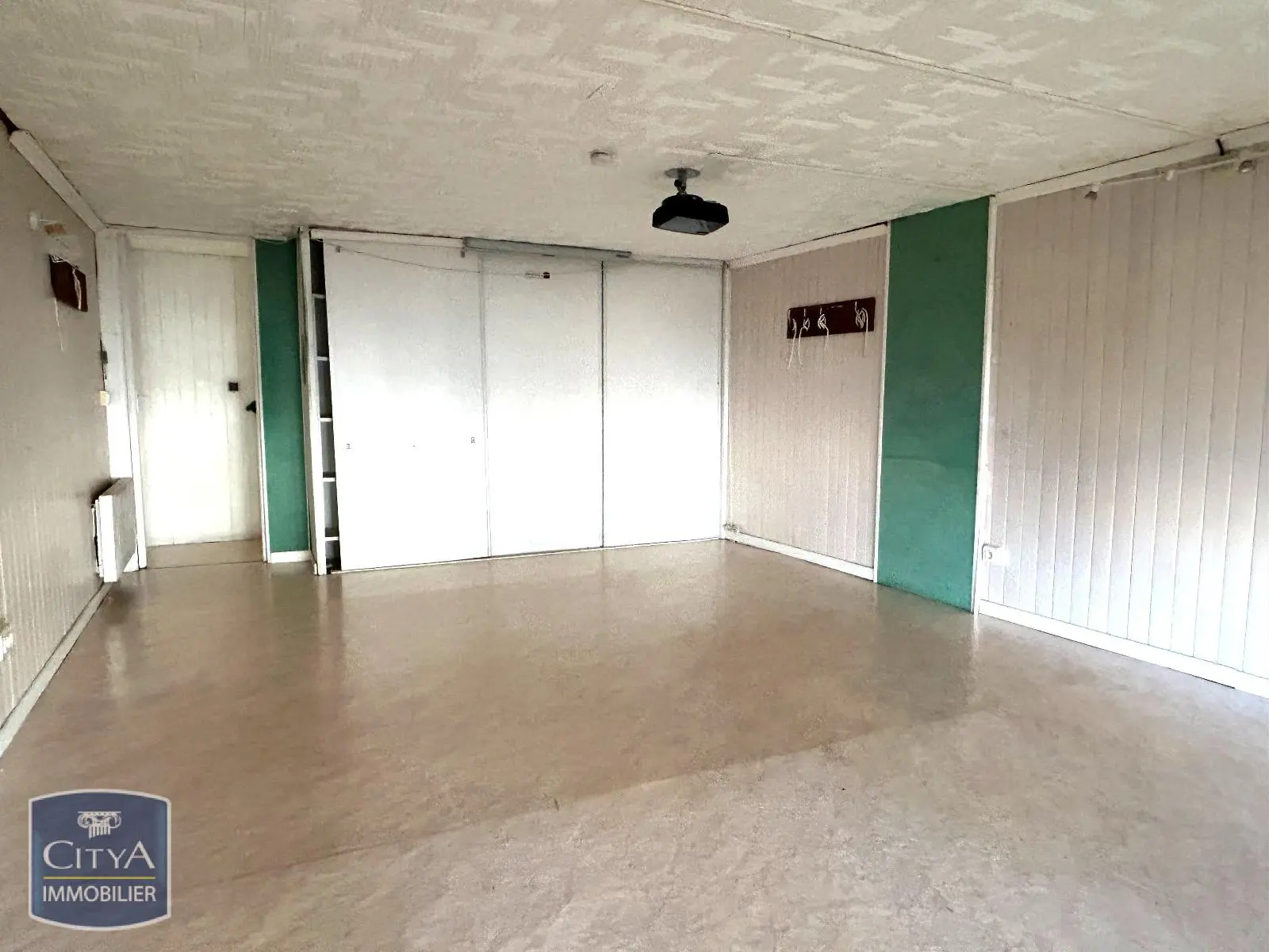 Photo 5 Local Commercial