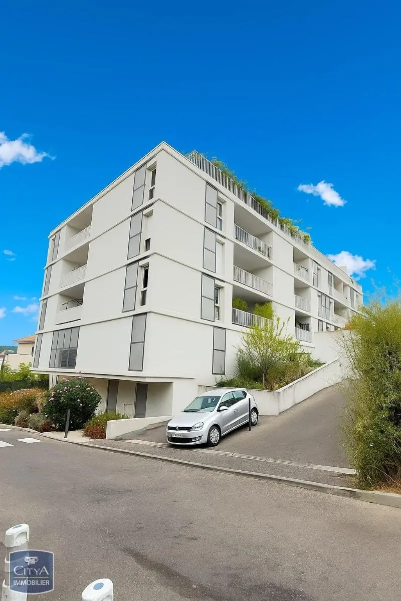 Photo 2 Appartement 3 pièces 57m²