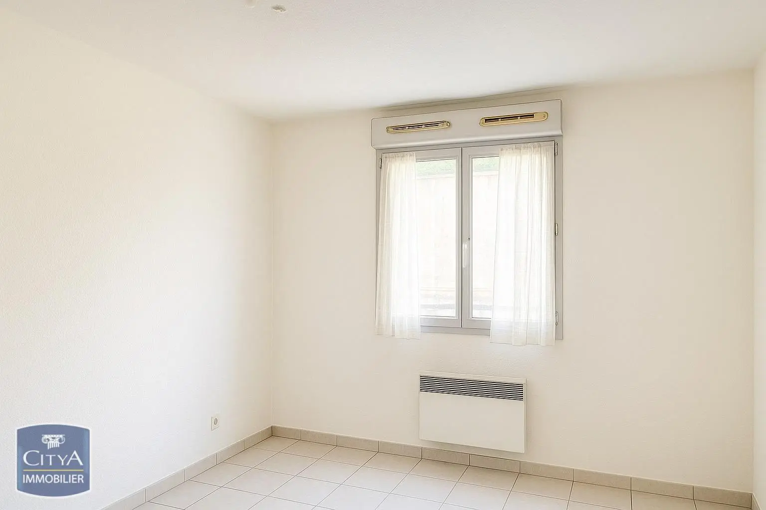 Photo 2 Appartement 1 pièce 24m²