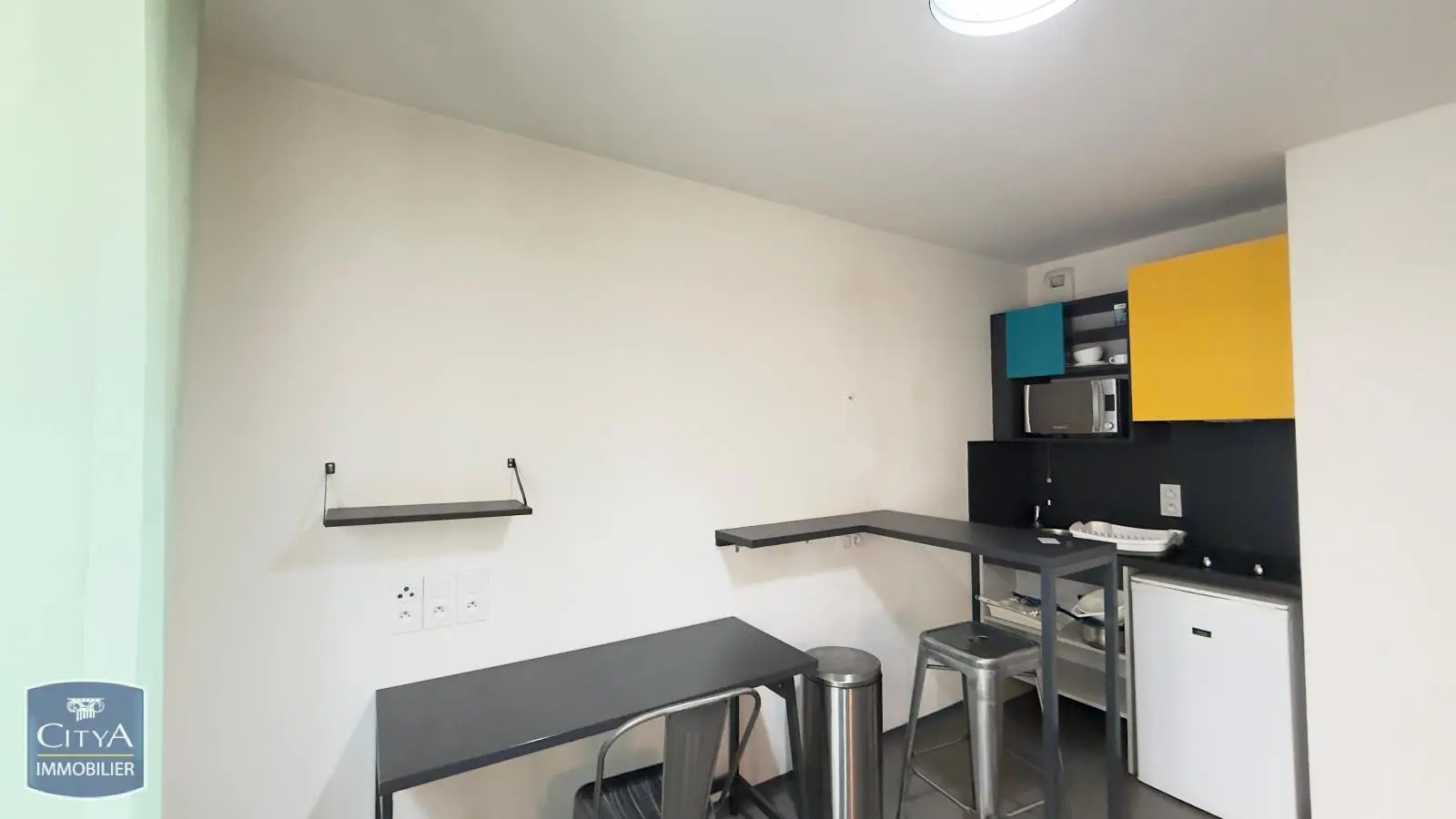 Photo 2 Appartement 1 pièce 20m²