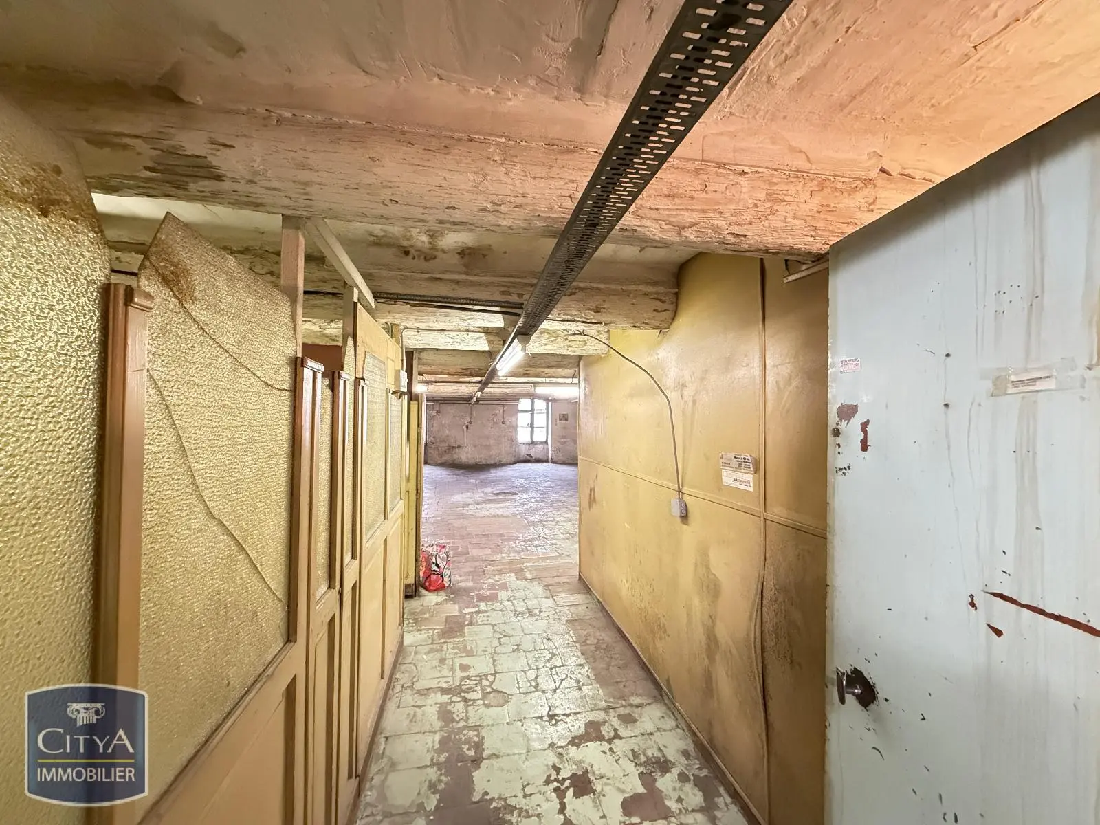 Photo 6 Local Commercial 100m²