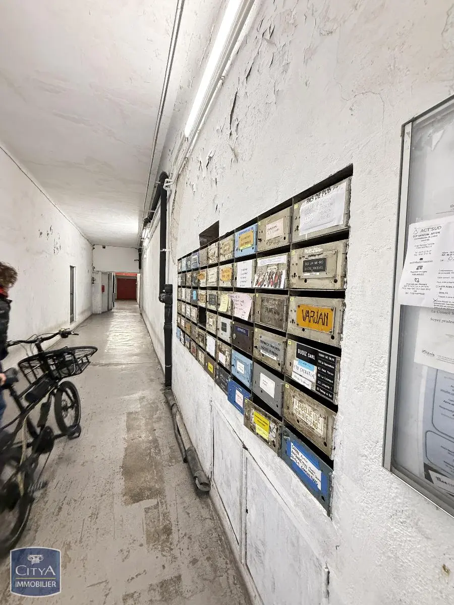 Photo 8 Local Commercial 100m²