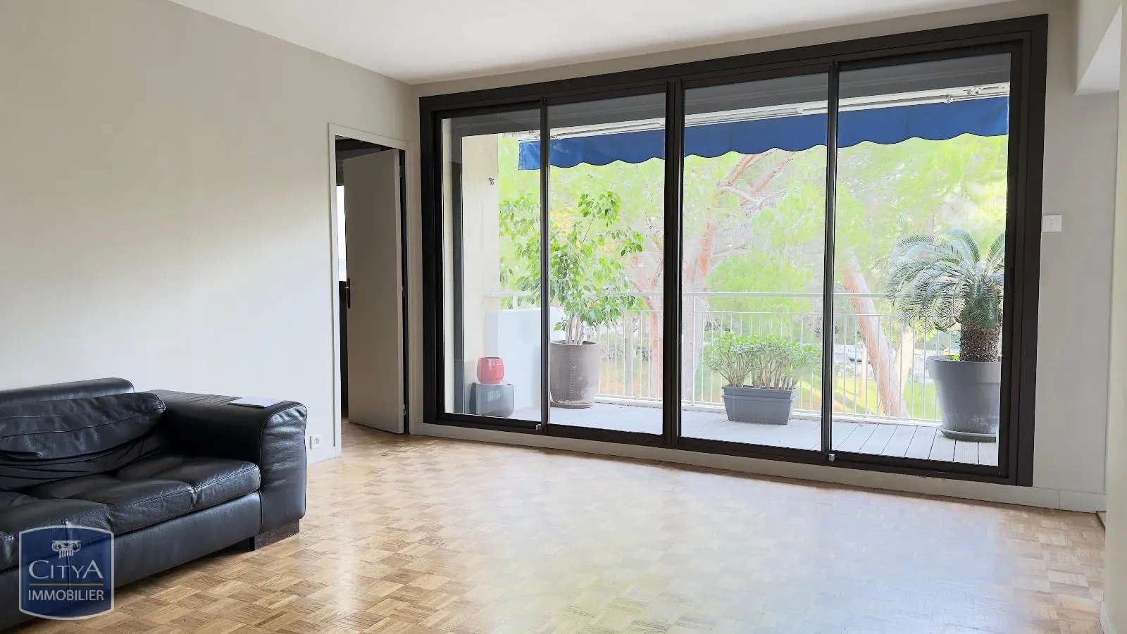 Photo 2 pour Appartement 4 pièces 86m² Photo 2 Appartement 4 pièces 86m²