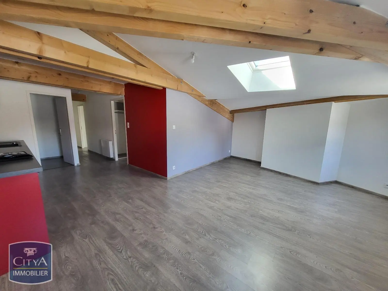 Photo 2 Appartement 4 pièces 80.48m²