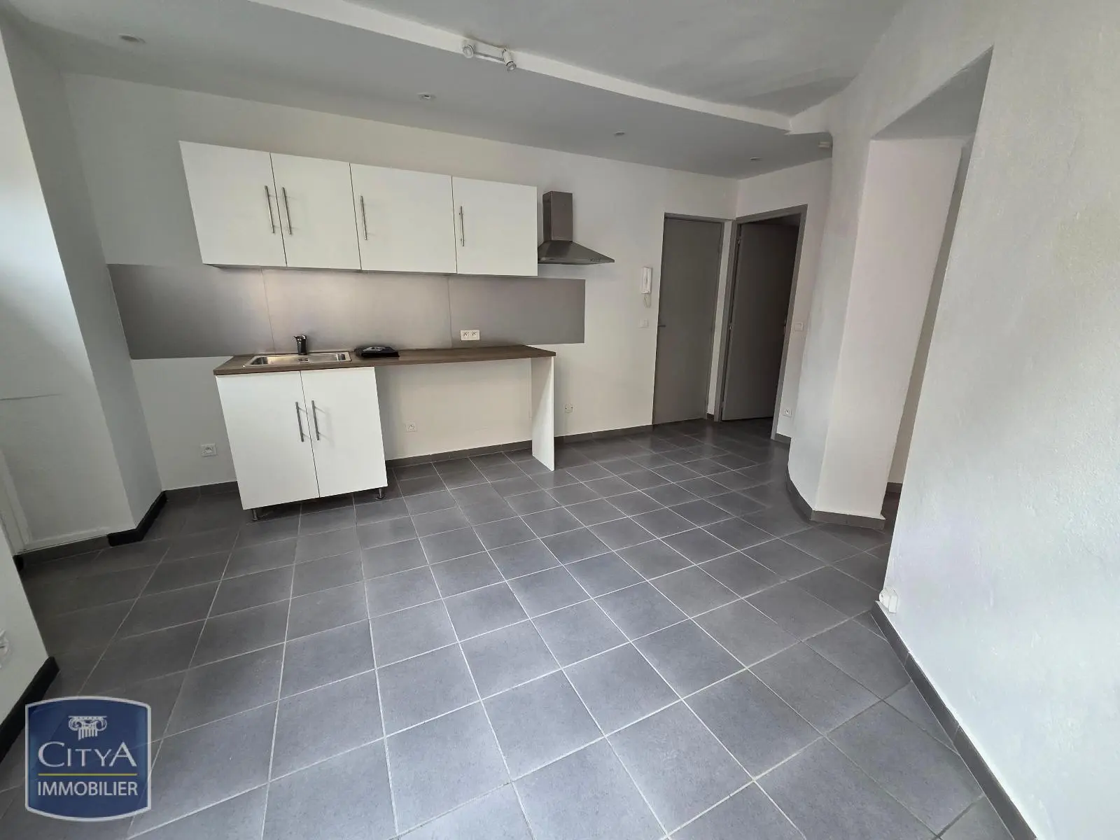 Photo 2 Appartement 2 pièces 30.56m²