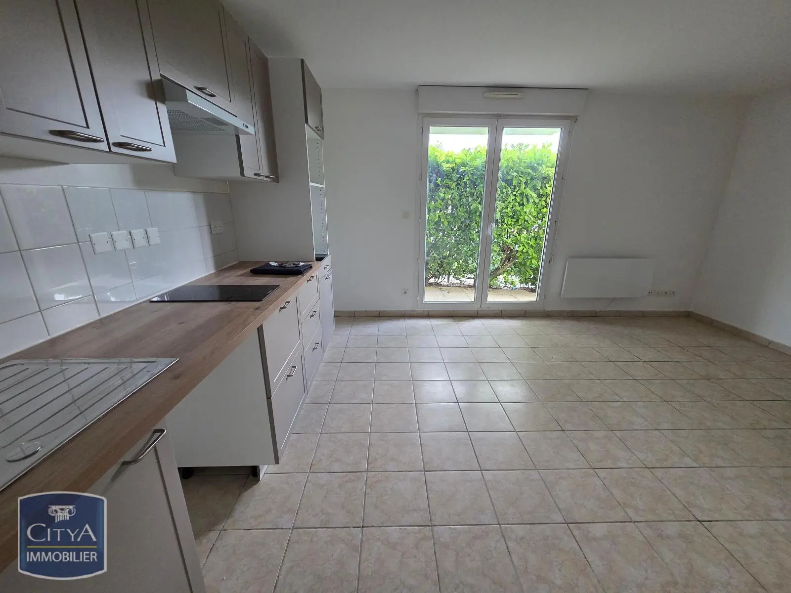 Photo 1 Appartement 1 pièce 26.7m²