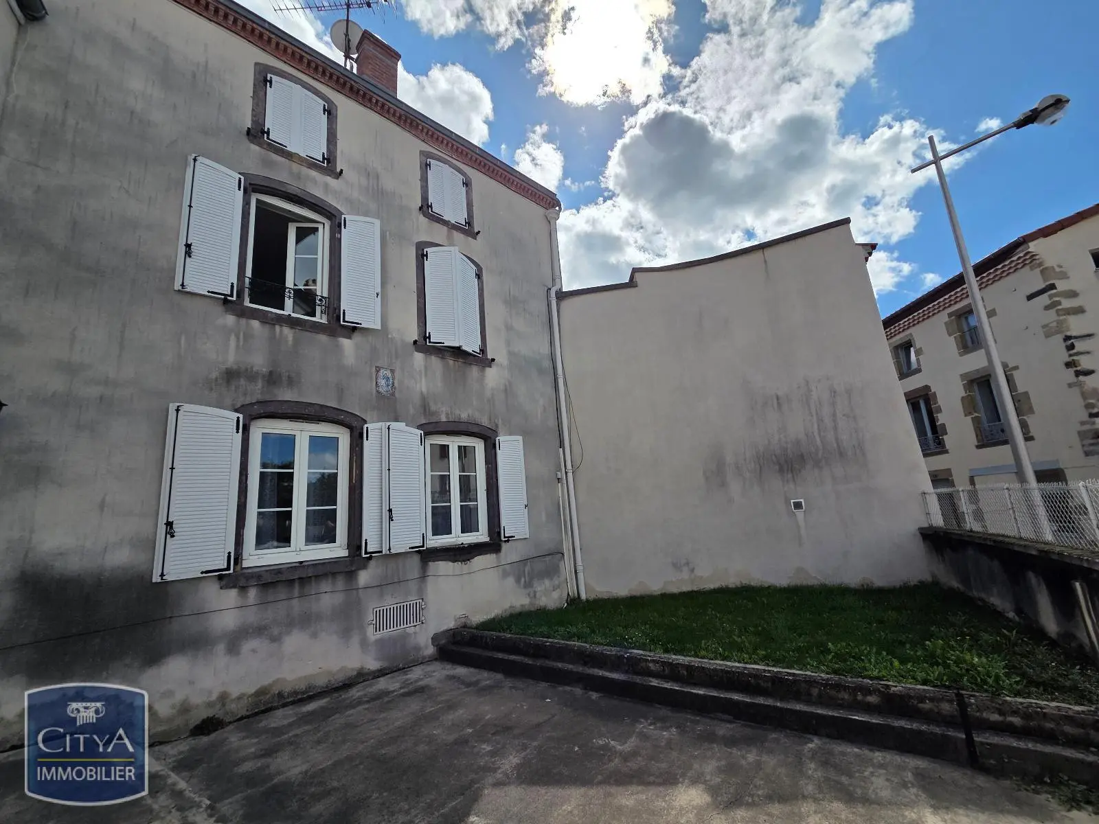 Photo 1 Maison 4 pièces 74.9m²