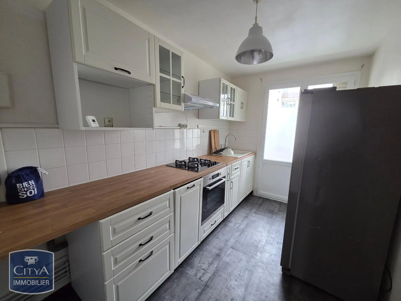 Photo 2 Appartement 4 pièces 74m²