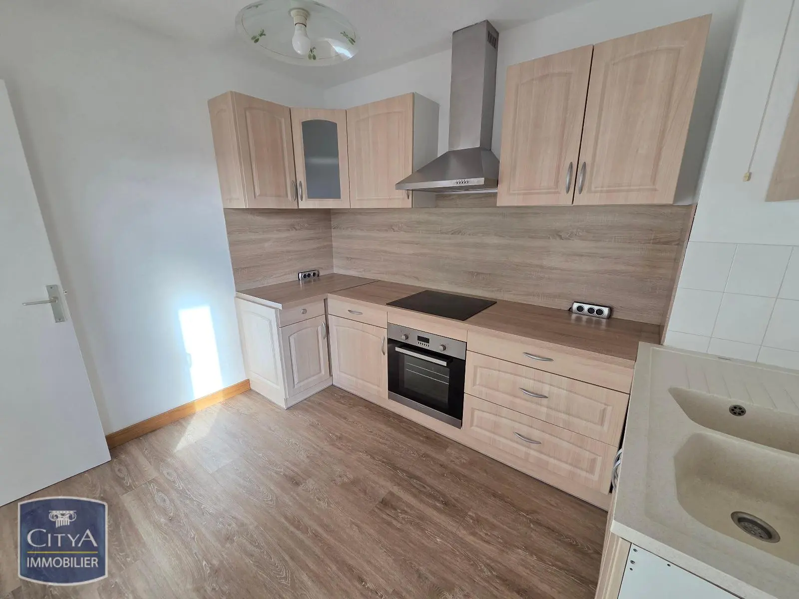 Photo 2 Appartement 3 pièces 63.68m²