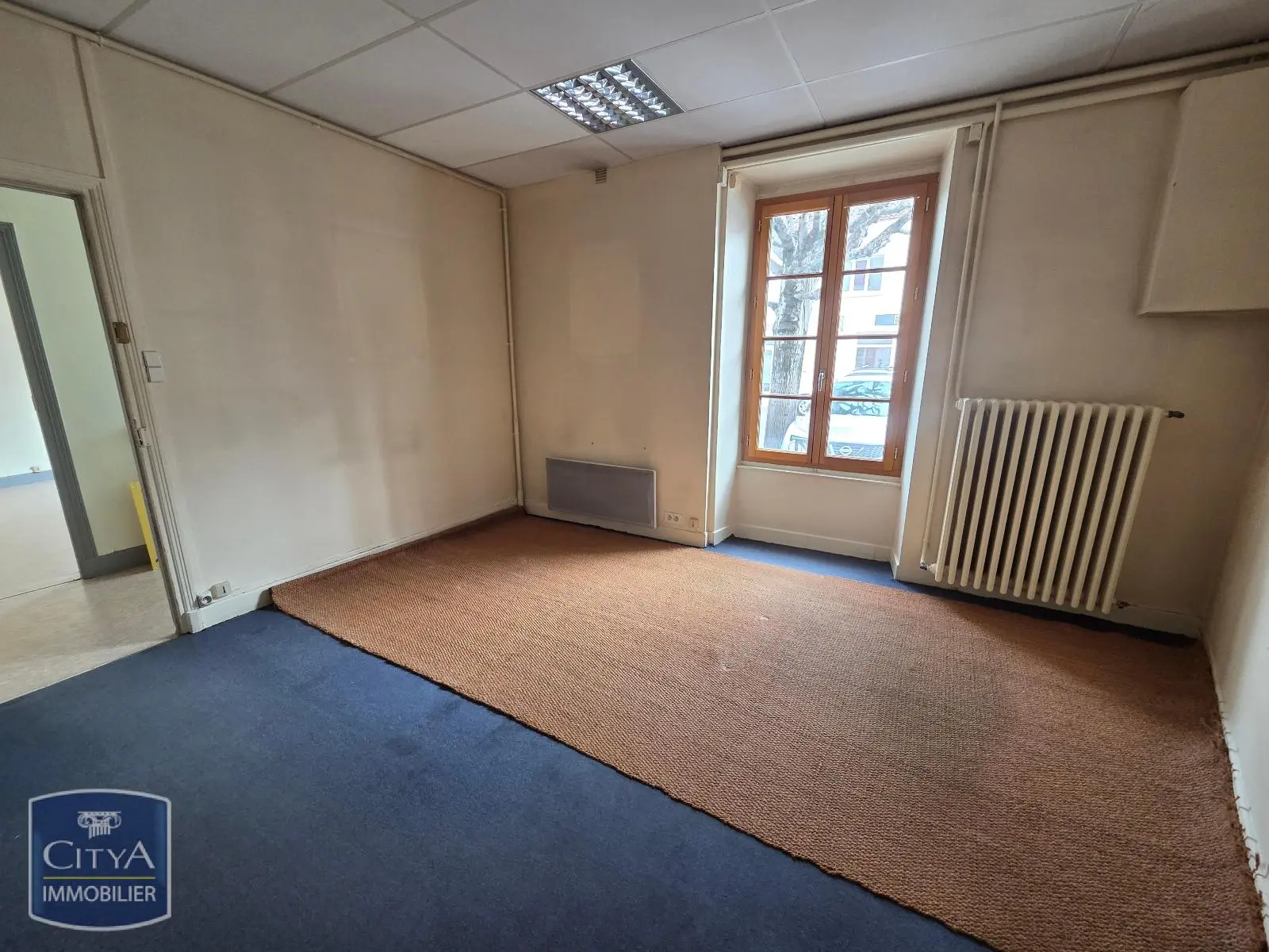 Photo 2 Local Professionnel 2 pièces 36.1m²