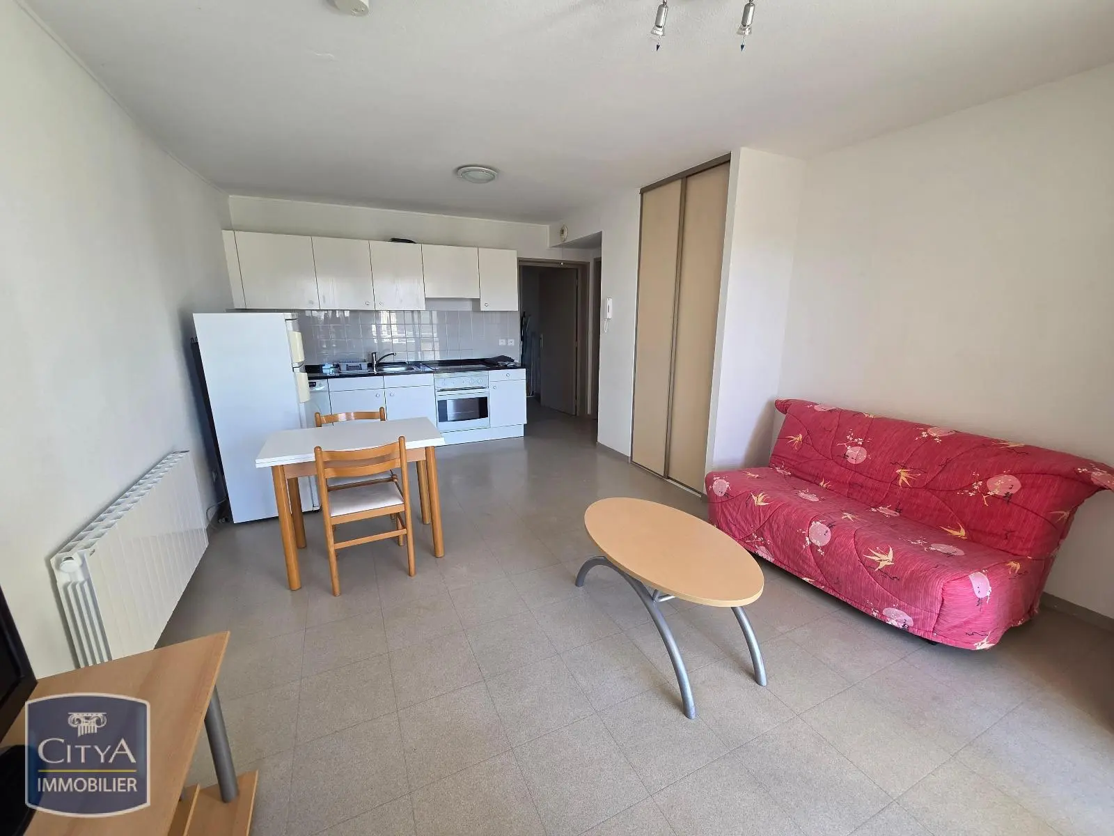 Photo 1 Appartement 1 pièce 30.59m²