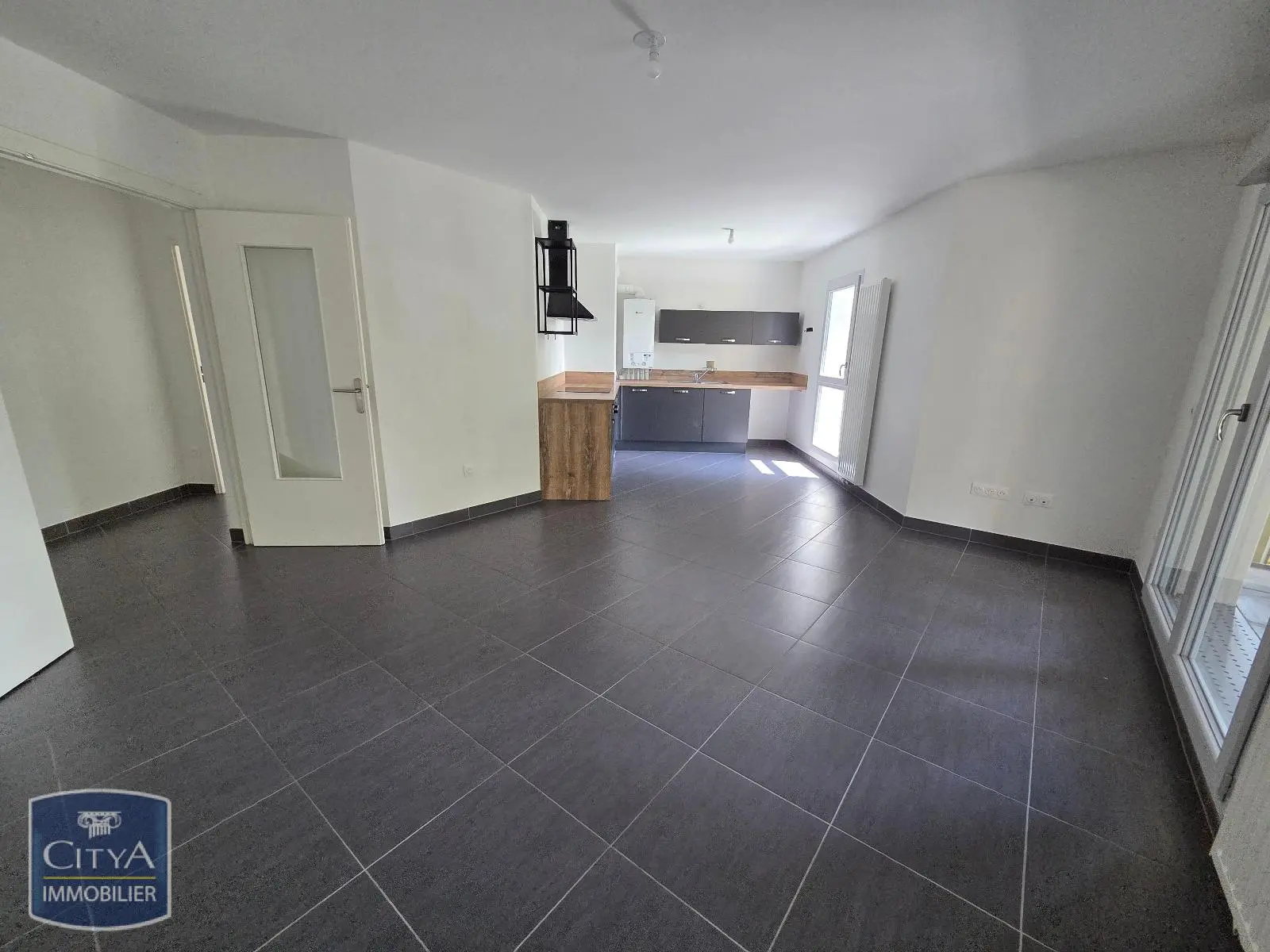 Photo 3 Appartement 4 pièces 80.55m²