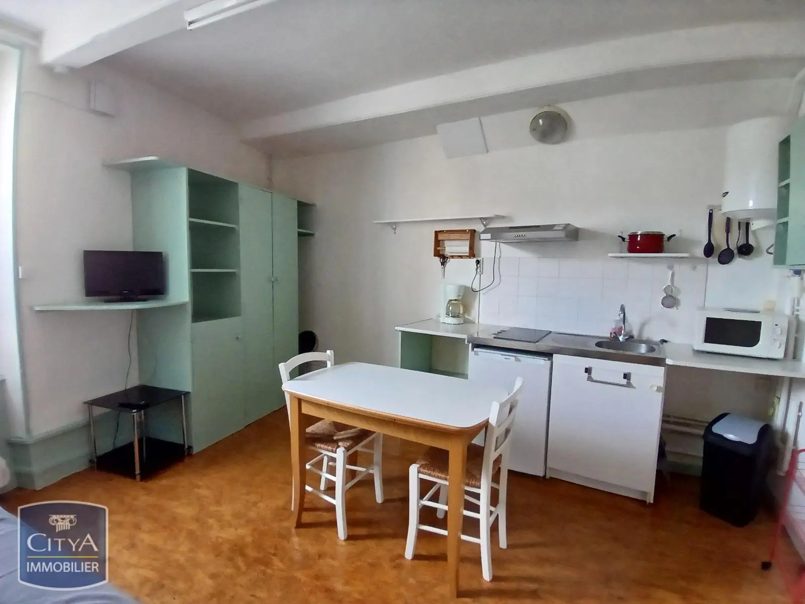 Photo 1 Appartement 1 pièce 18.4m²