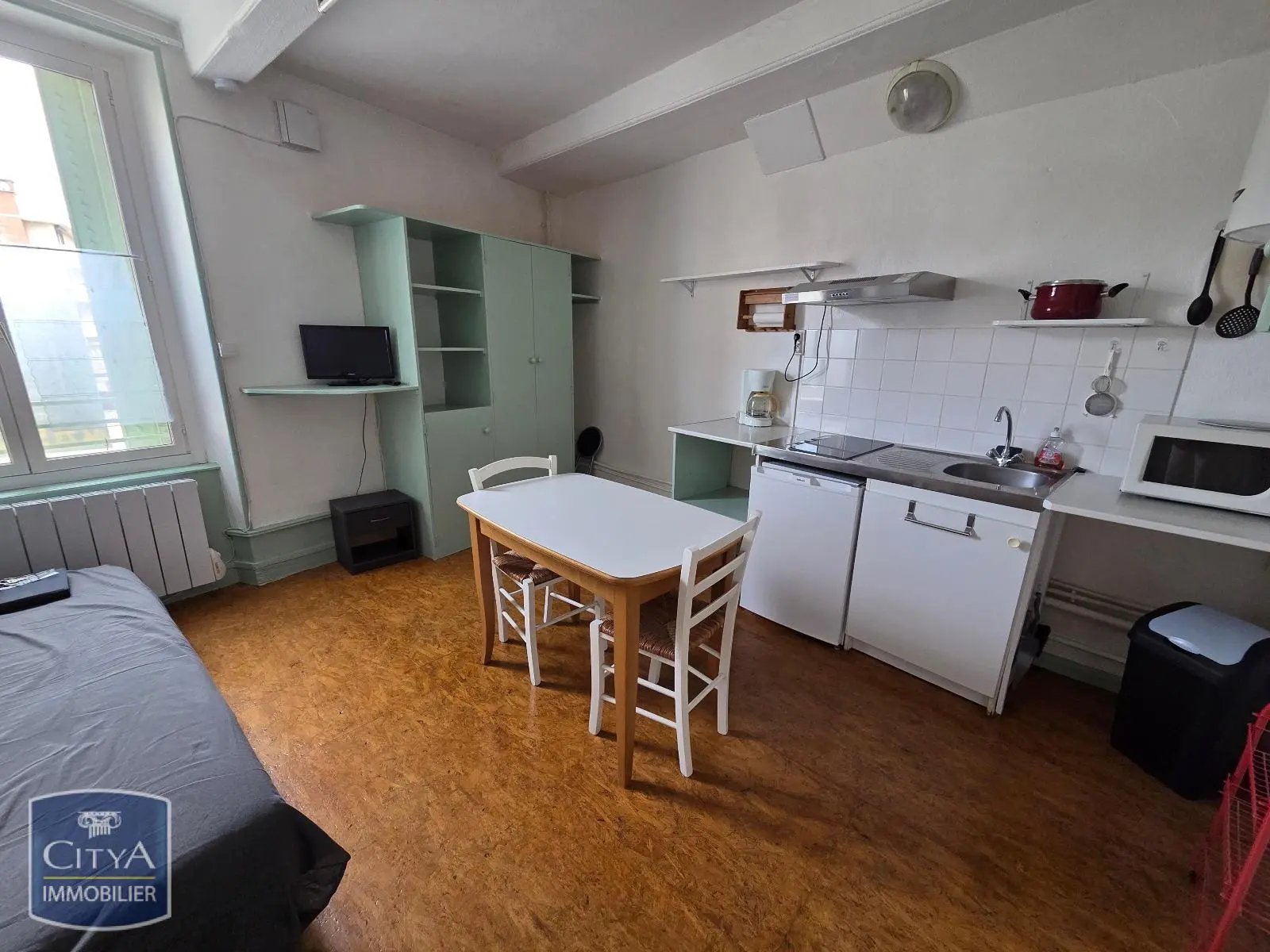 Photo 1 Appartement 1 pièce 18.4m²