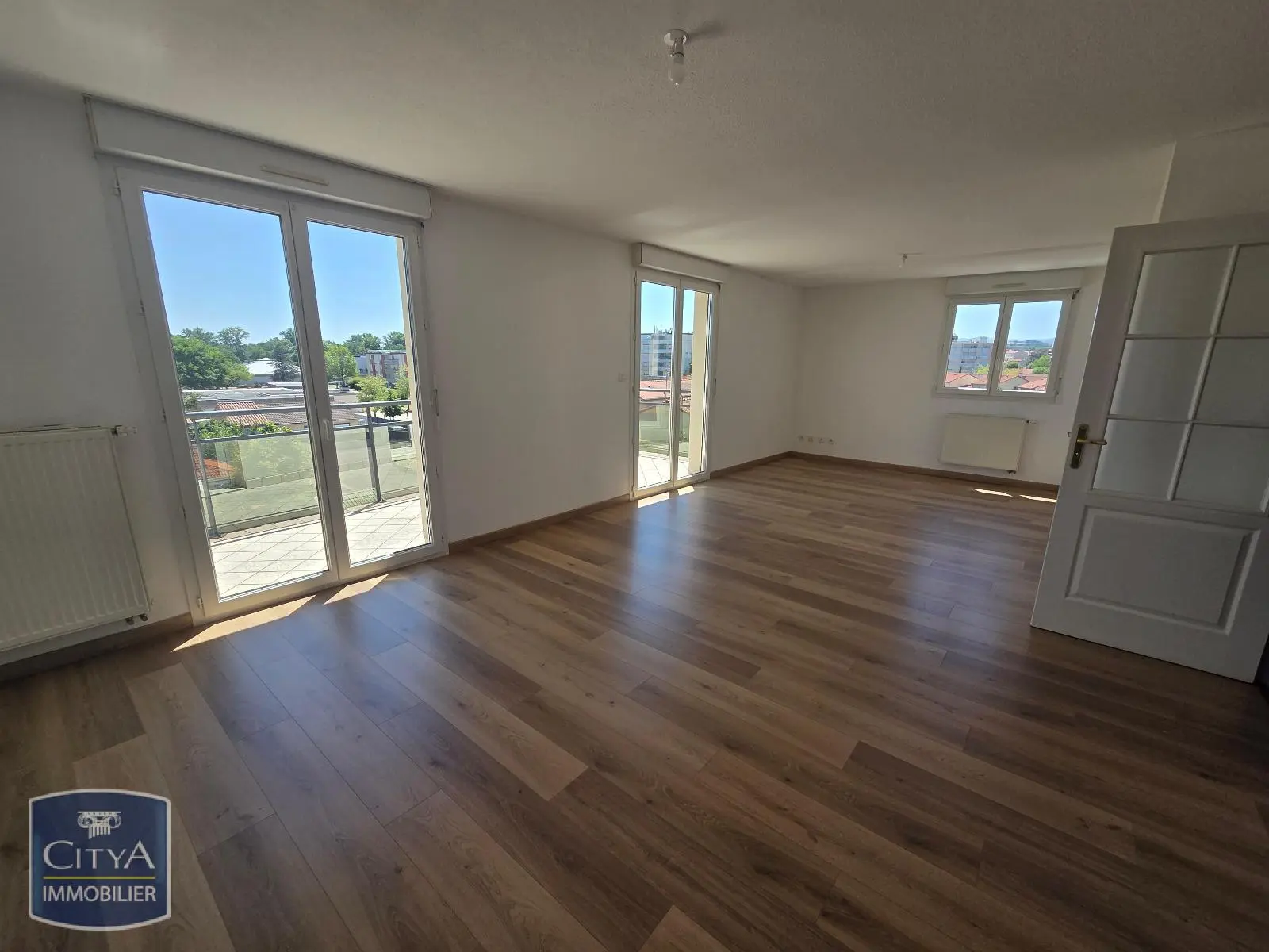 Photo 1 Appartement 4 pièces 103.8m²