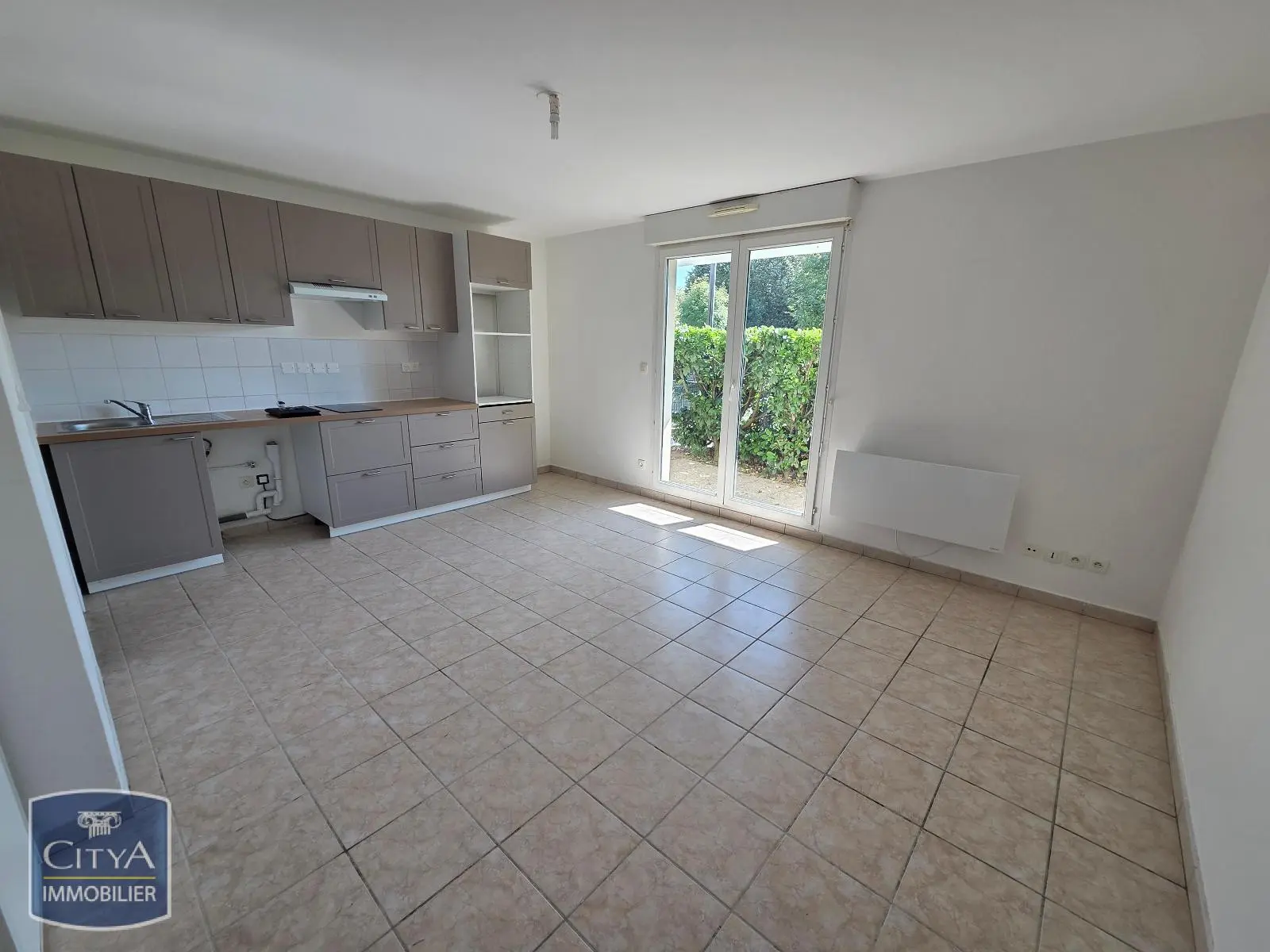 Photo 1 Appartement 1 pièce 26.7m²