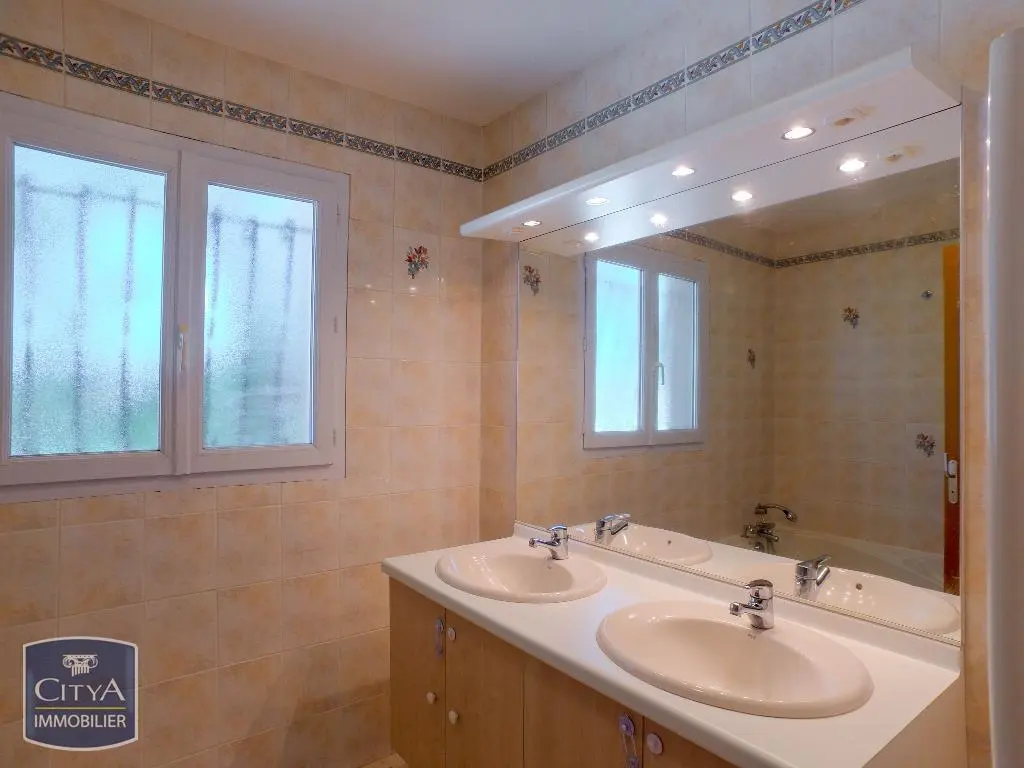 Photo 9 Maison 5 pièces 134.42m²