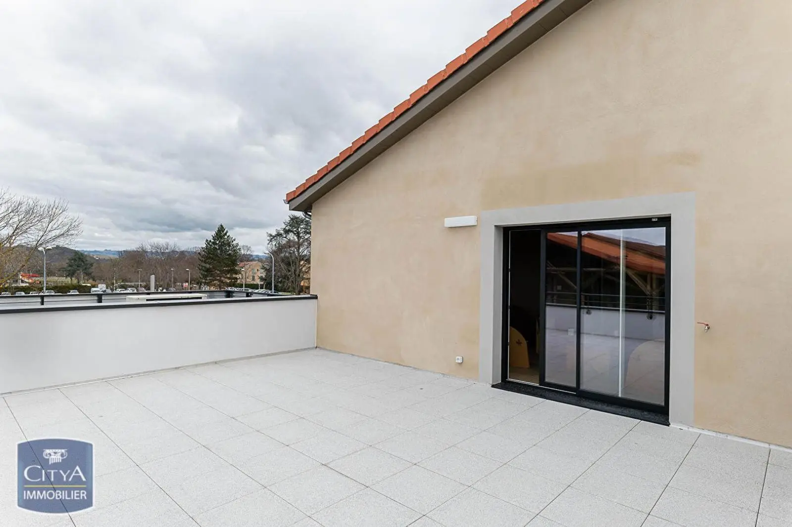 Photo 1 Appartement 4 pièces 84.57m²