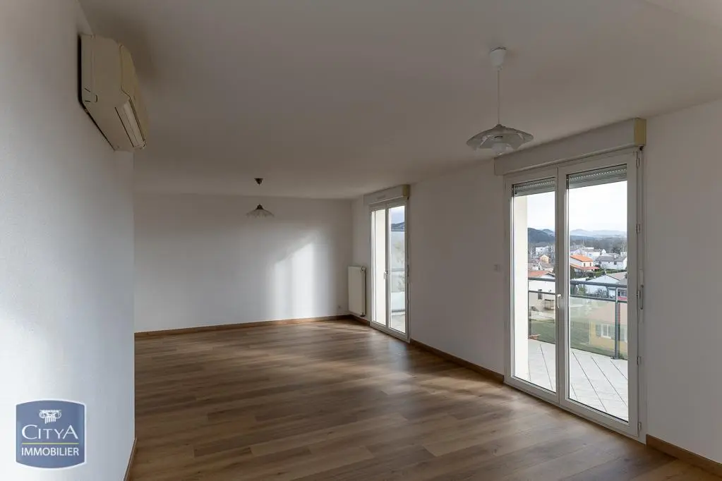 Photo 1 Appartement 4 pièces 103.8m²