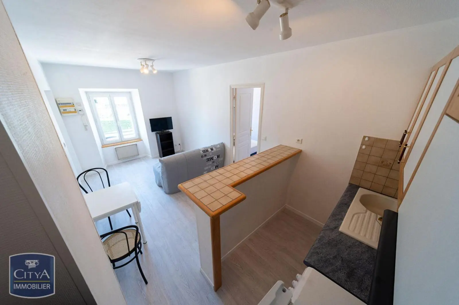Photo 1 Appartement 2 pièces 27.6m²