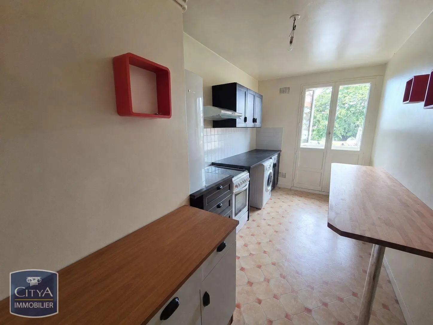 Photo 1 Appartement 4 pièces 77.4m²