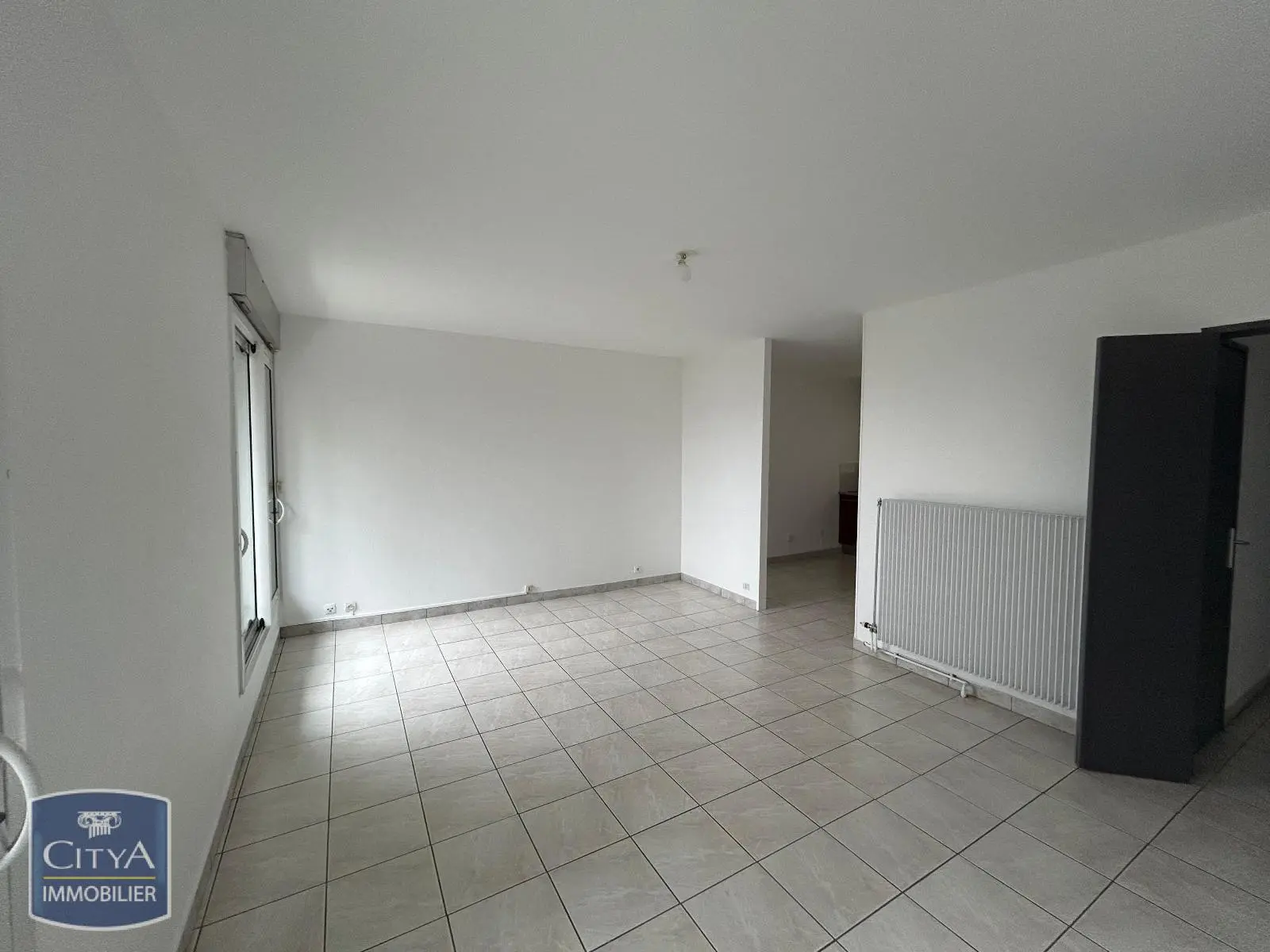Photo 1 Appartement 1 pièce 38.09m²