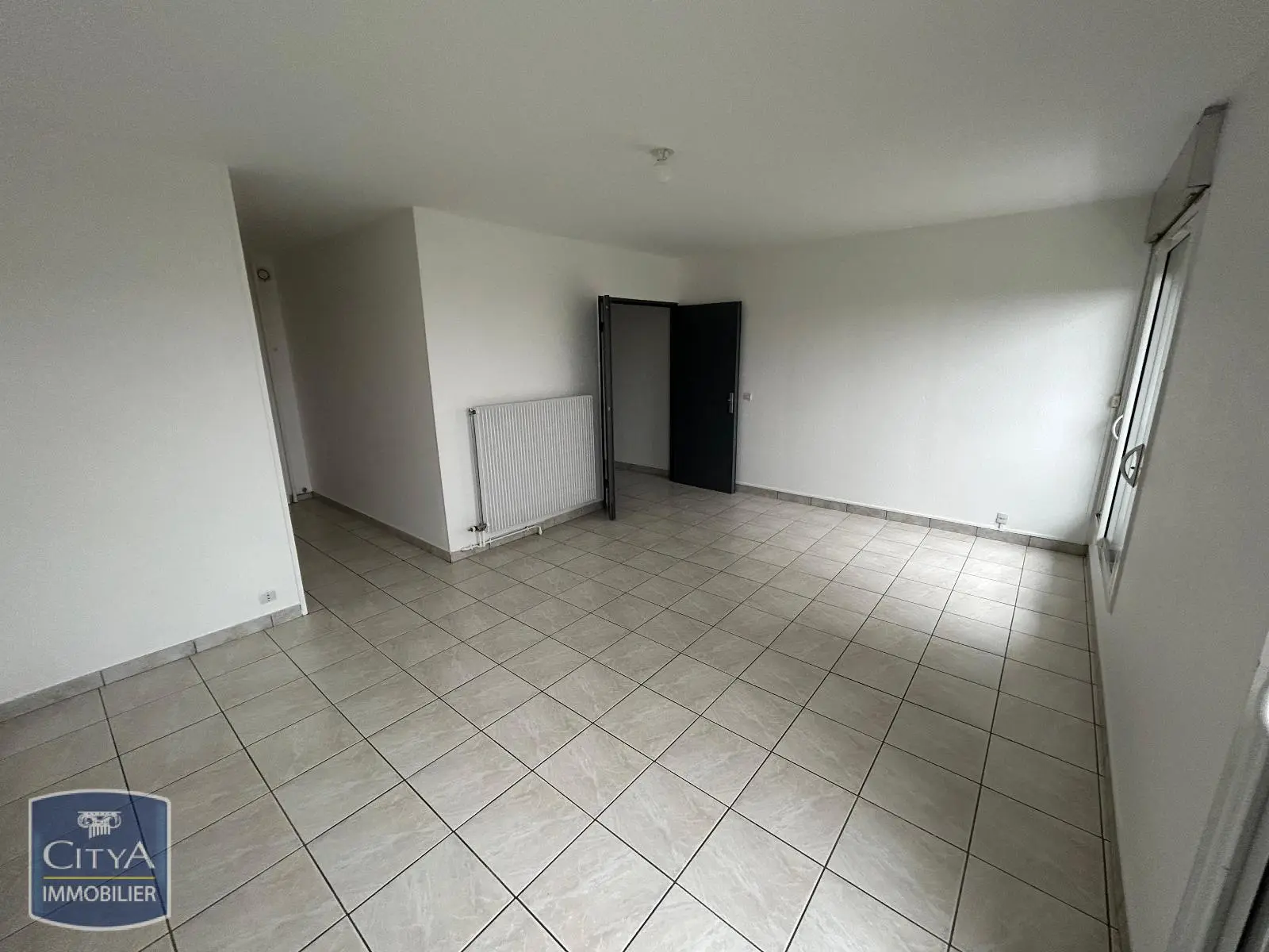 Photo 2 Appartement 1 pièce 38.09m²