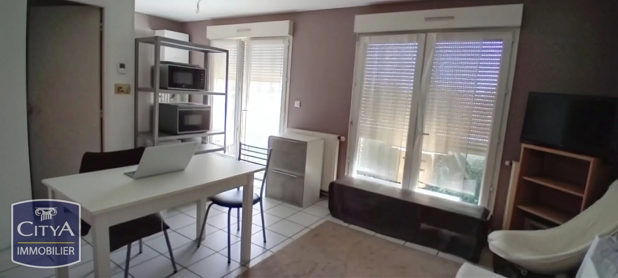 Photo 2 Appartement 1 pièce 25m²
