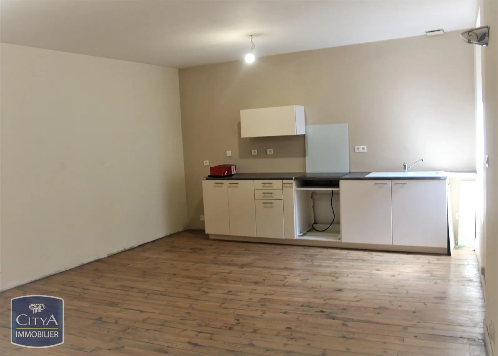 Photo 2 Maison 7 pièces 188m²